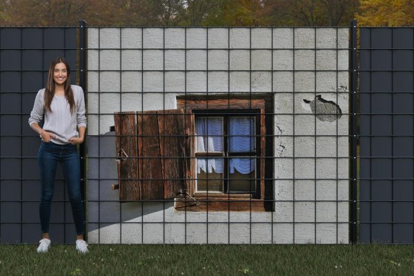 Mauer hell mit Fenster Holzklappe Motivsichtschutz zaunblick zb221-039 200
